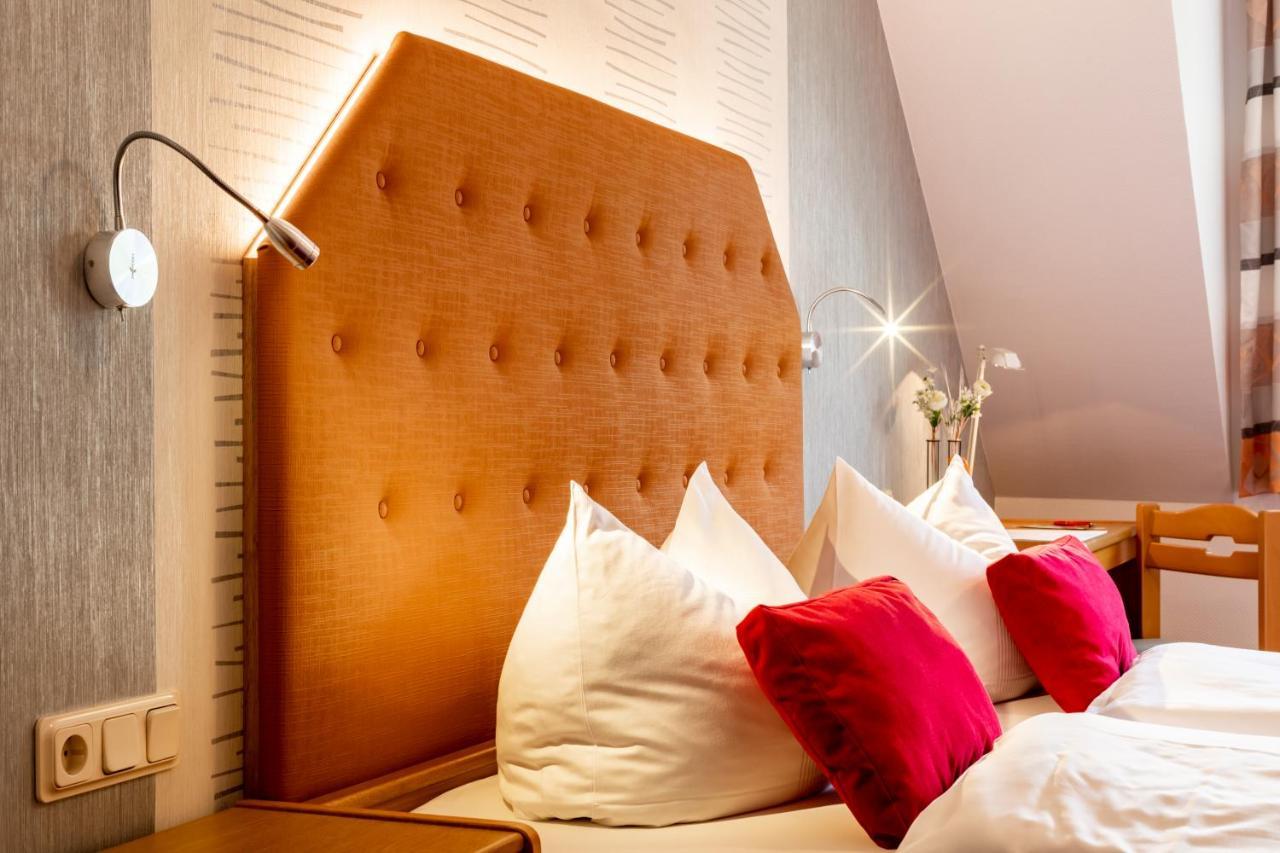 אנרודה Hotel & Restaurant Lengefelder Warte מראה חיצוני תמונה