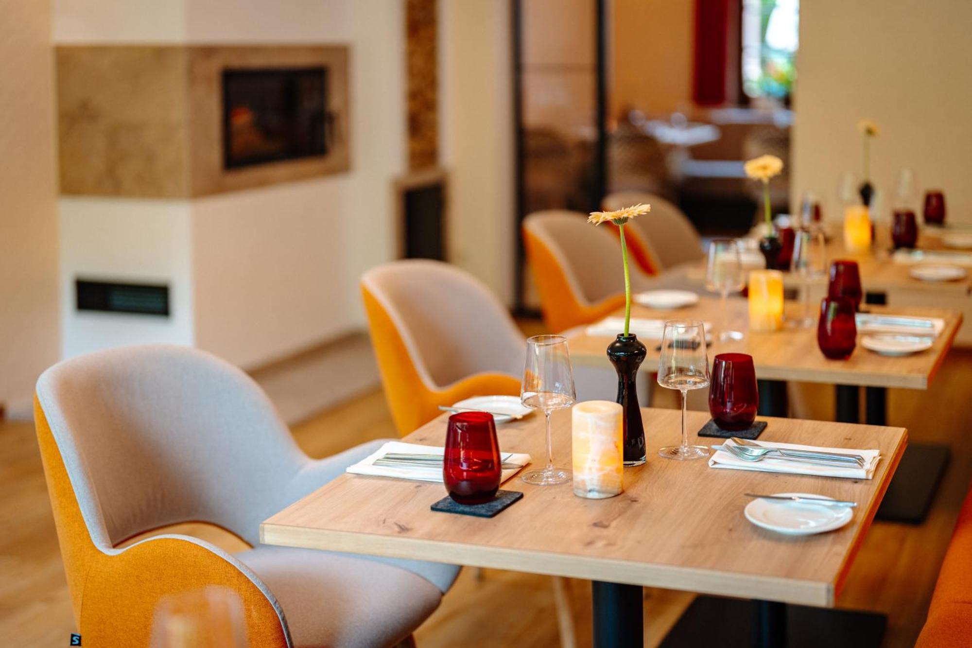 אנרודה Hotel & Restaurant Lengefelder Warte מראה חיצוני תמונה